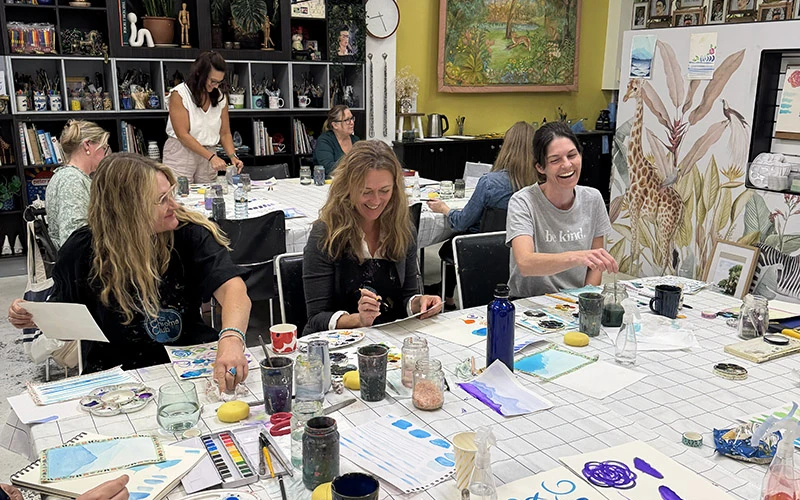 adultsartclass_thechromaclub_goldcoast